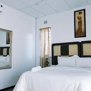  Guest house 33 Goulborn Street Goodwood